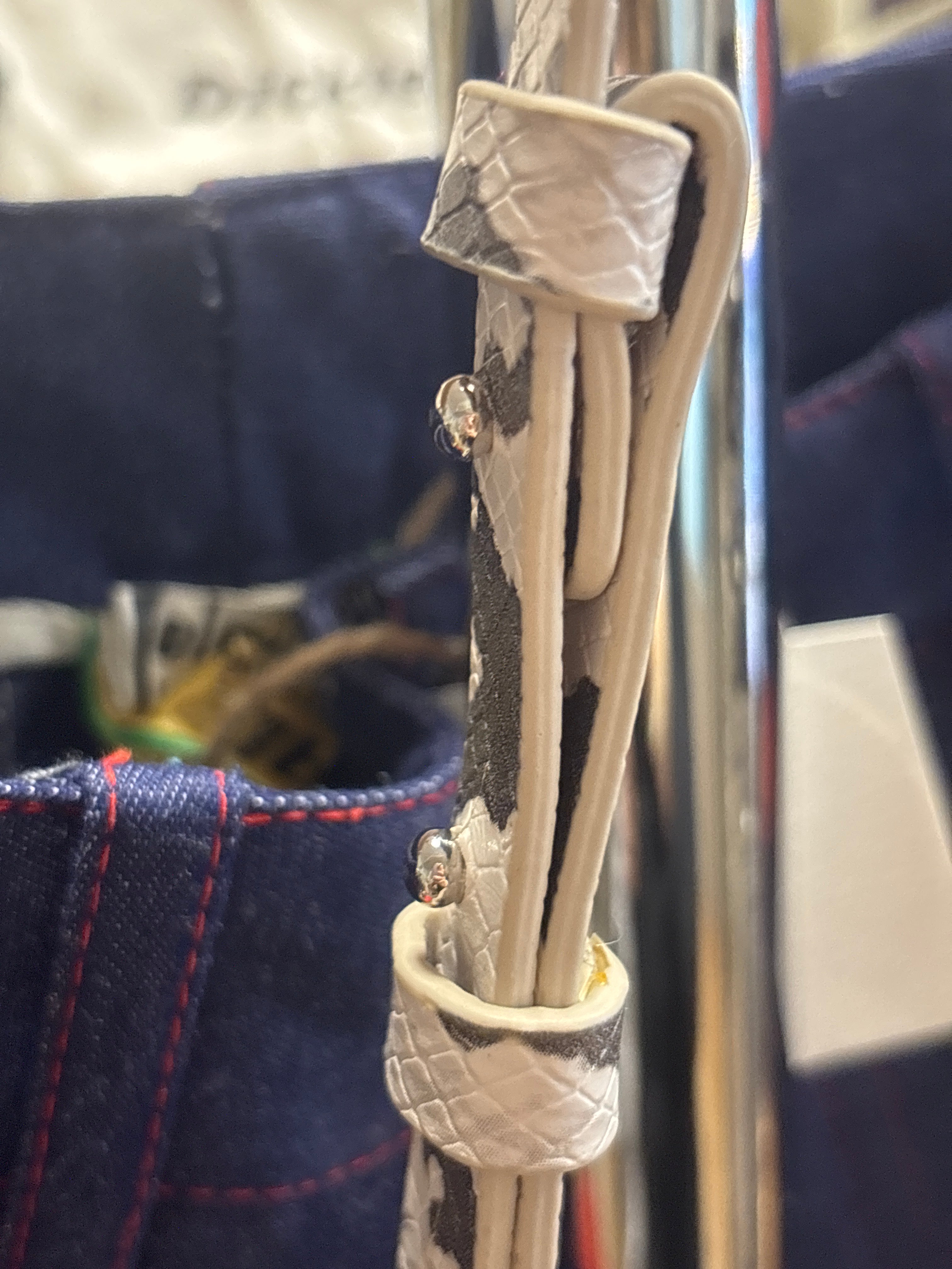 Levi’s pieni laukku