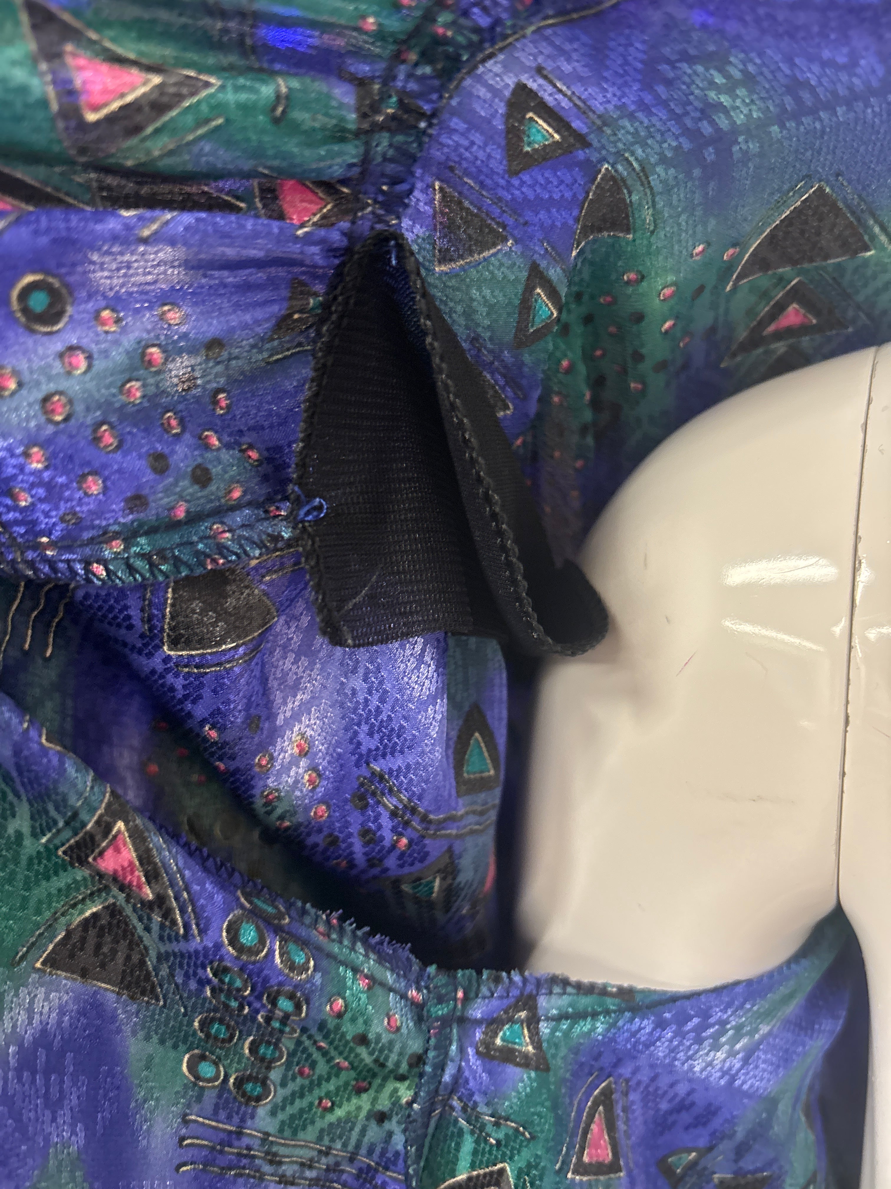 Tuomi Tuote Oy koko 42